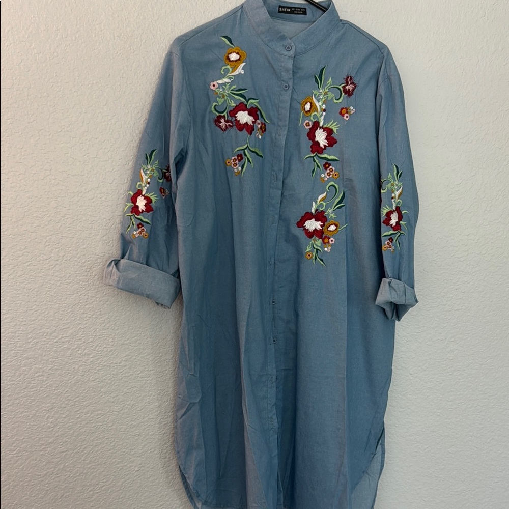 SHEIN Blue Buttoned Midi Dress with Cuffed Sleeves